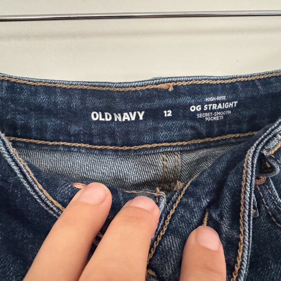 Old Navy High-Waisted OG Cutoff Jean Denim Shorts - 3" inseam - size 12 - Picture 4 of 4